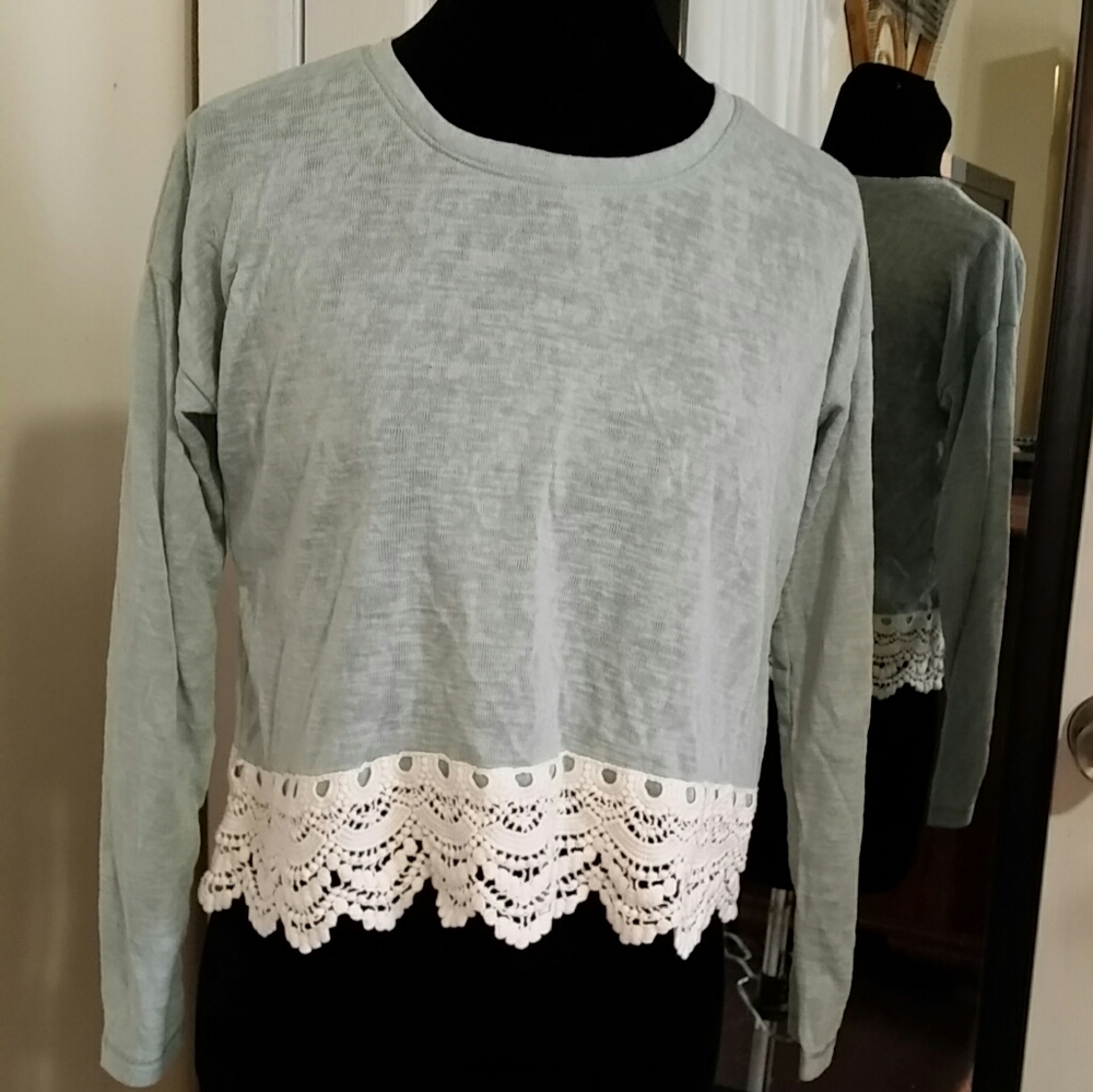 Forever 21 crop top